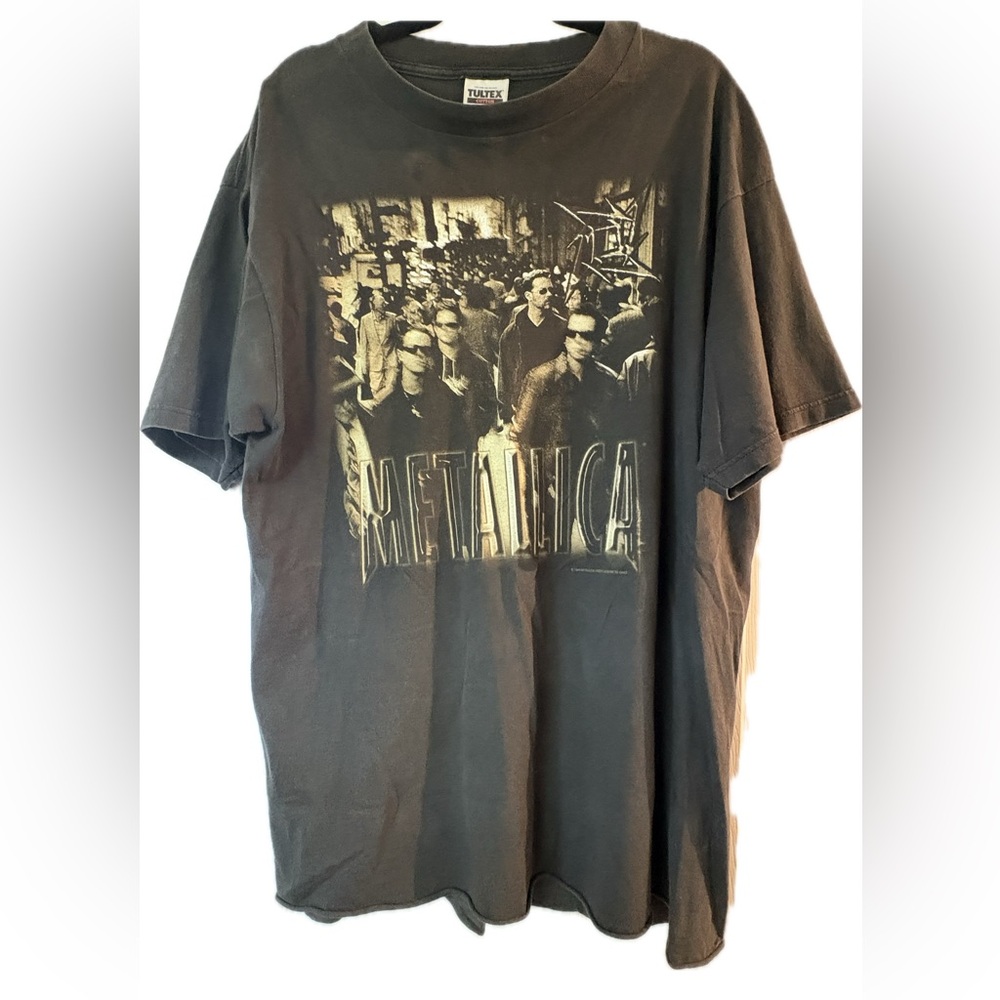 Graphic Men's T-Shirt - Black